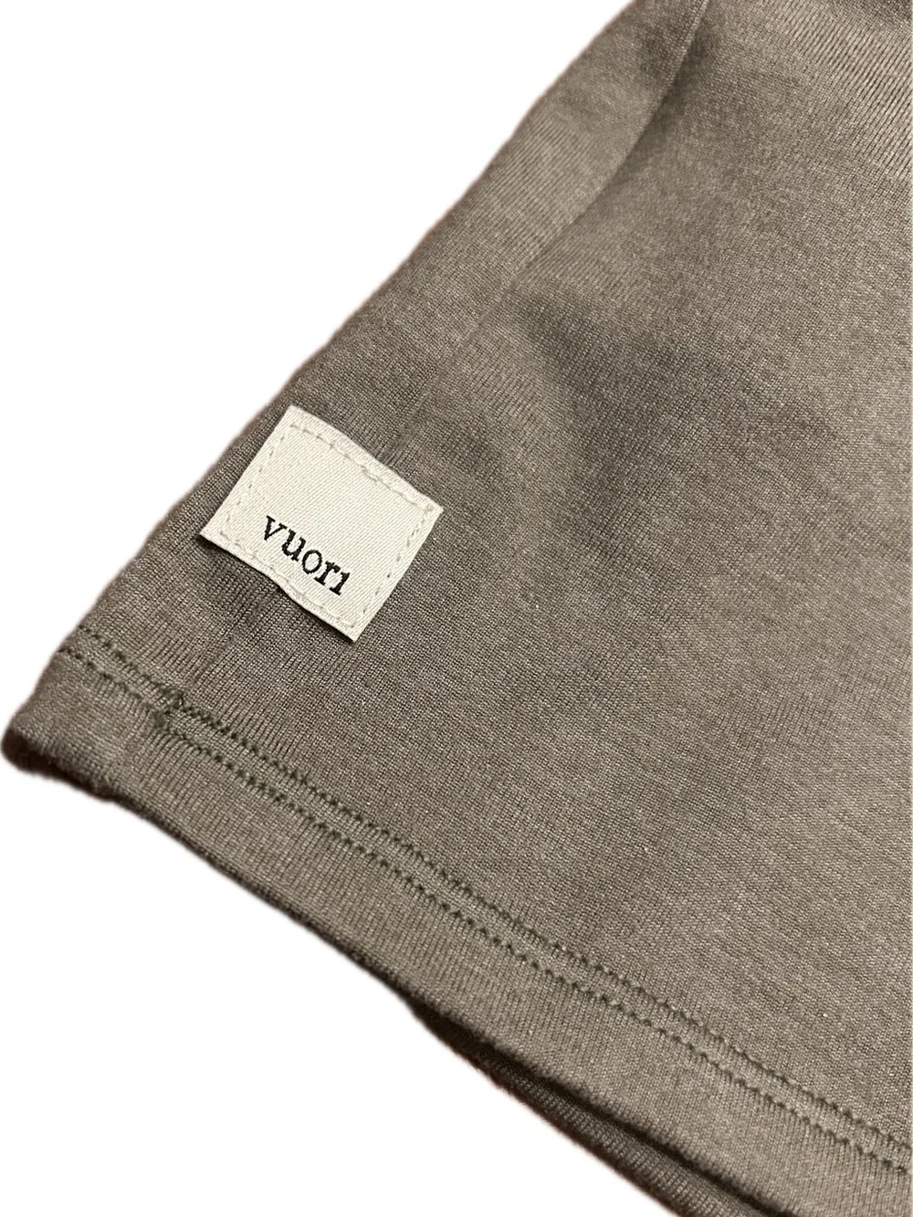 Vuori Halo Performance Dark Metal Heather Olive Gray Tank Top M Shorts L Set